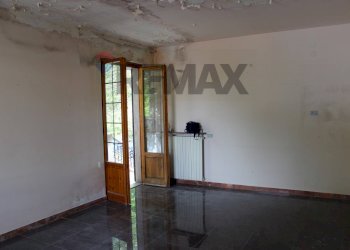 Stanza vuota - Villa via botticelli
 
3, Poggibonsi - foto 15