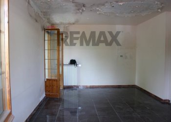 Stanza vuota - Villa via botticelli
 
3, Poggibonsi - foto 16