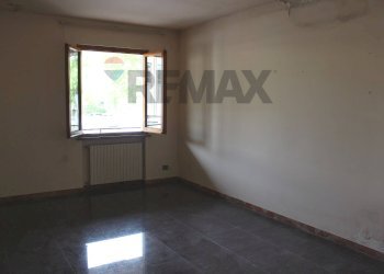 Stanza vuota - Villa via botticelli
 
3, Poggibonsi - foto 17