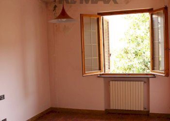 Stanza vuota - Villa via botticelli
 
3, Poggibonsi - foto 25