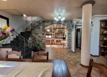 Sala da pranzo - Villa VIA PIETRAMARINA
 
180, Vinci - foto 4