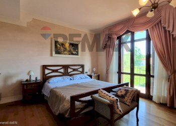 Camera / camera da letto - Villa VIA PIETRAMARINA
 
180, Vinci - foto 17