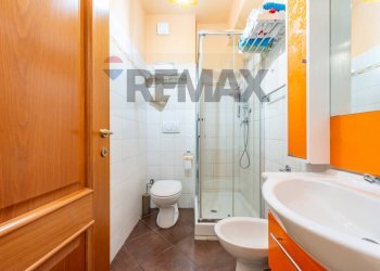 Bagno - Trilocale Via Piadena
8, Roma - foto 5