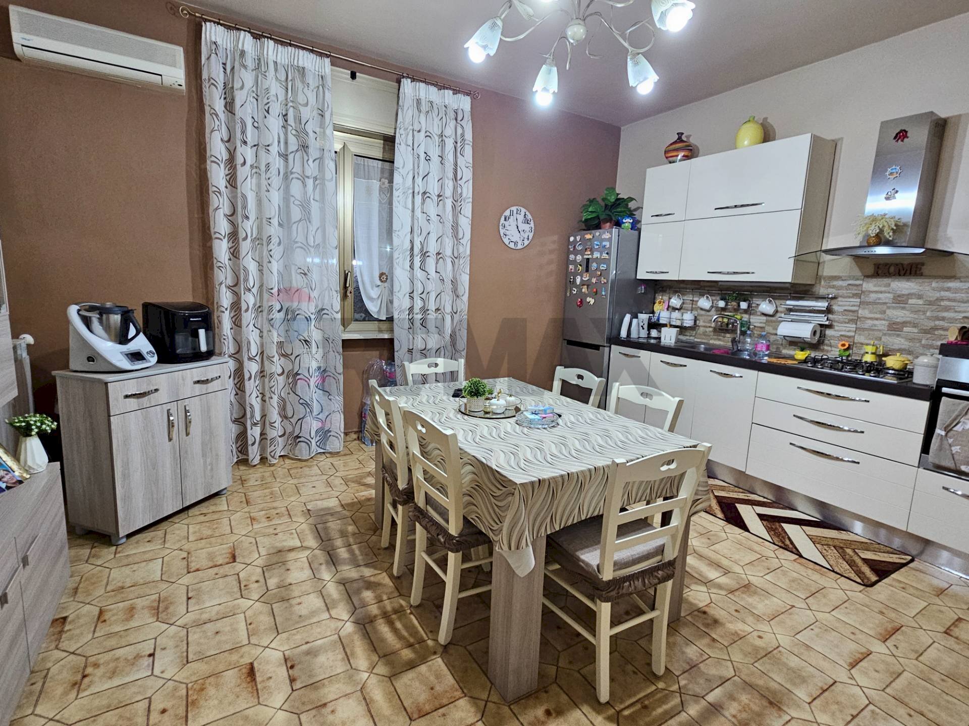 Cucina - Trilocale Via Monte Faito
51, Napoli - foto 3