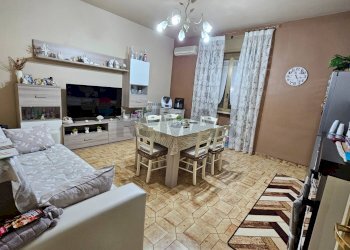 Sala da pranzo - Appartamento Via Monte Faito
 
51, Napoli - foto 1