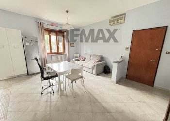 Sala da pranzo - Casa semi indipendente via San giovanni Bosco
 
7, La Loggia - foto 19