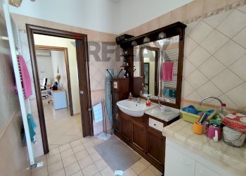 Bagno - Trilocale via vittorio veneto
 
21, Villanova d'Asti - foto 8