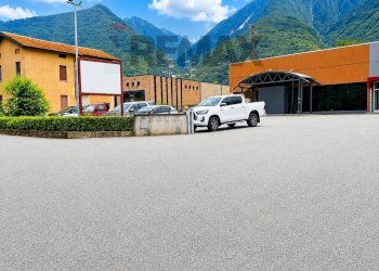 Vista delle montagne - Locale Commerciale viale Stelvio
44, Talamona - foto 5
