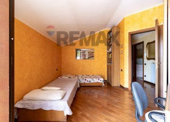 Camera / camera da letto - Villa Bifamiliare VIA VERDI
 
33, Besana in Brianza - foto 37
