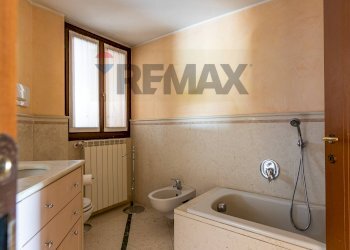 Bagno - Villa Bifamiliare VIA VERDI
 
33, Besana in Brianza - foto 41
