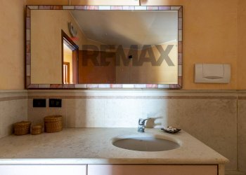 Bagno - Villa Bifamiliare VIA VERDI
 
33, Besana in Brianza - foto 42