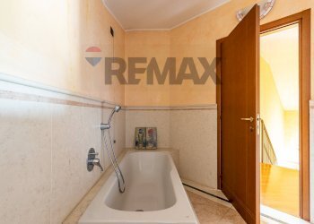 Bagno - Villa Bifamiliare VIA VERDI
 
33, Besana in Brianza - foto 43