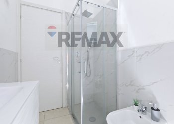Bagno - Three-room apartment VIA PAPA GIOVANNI 23
 
29, Santa Maria Hoè - photo 14