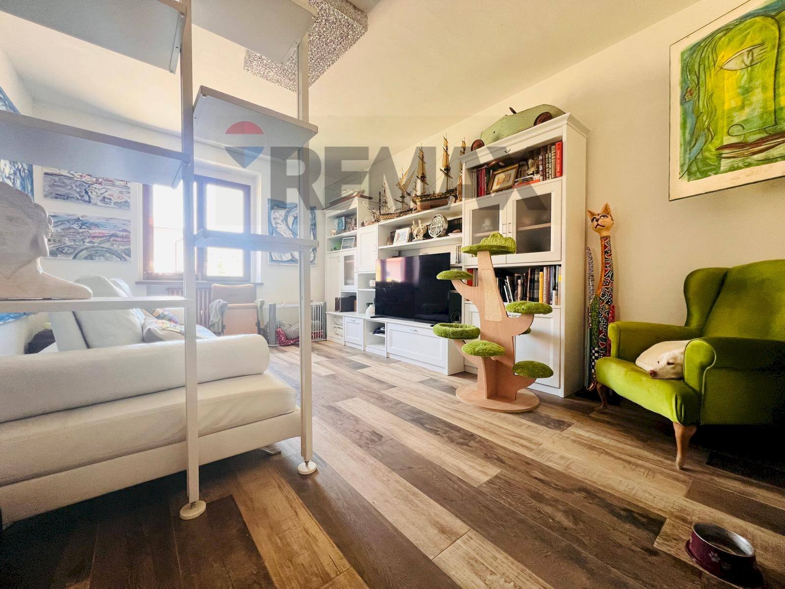 Soggiorno - Trilocale Piazza G. Fulvio
 
24, Castellina Marittima - foto 1