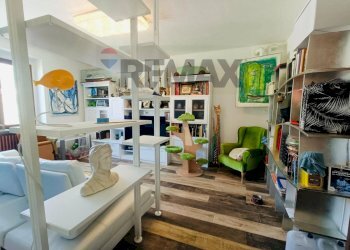 Soggiorno - Trilocale Piazza G. Fulvio
 
24, Castellina Marittima - foto 12