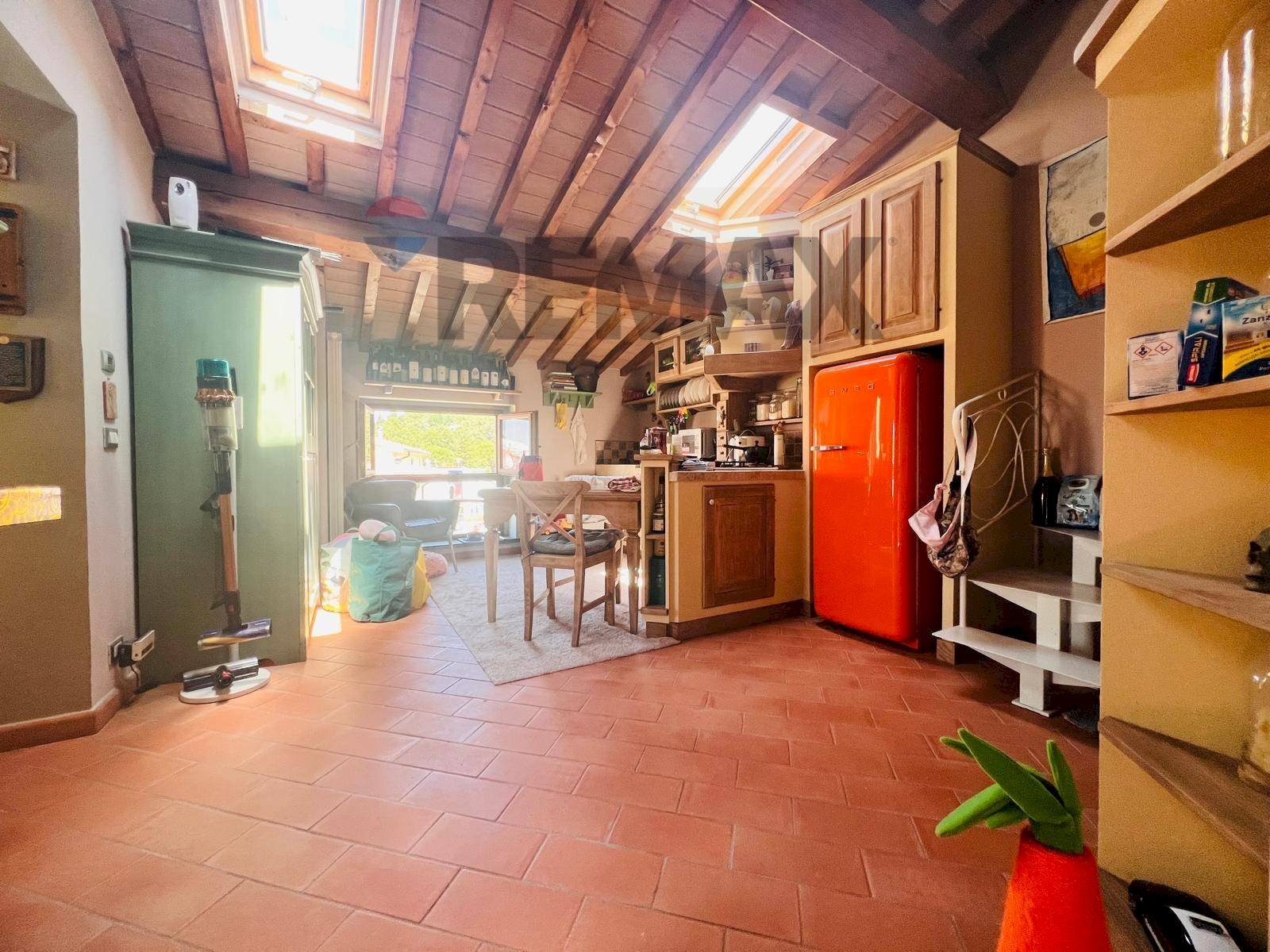Soggiorno - Bilocale Piazza G. Fulvio
 
24, Castellina Marittima - foto 3