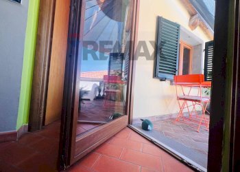Balcone - Bilocale Piazza G. Fulvio
 
24, Castellina Marittima - foto 17