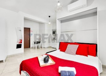 Camera / camera da letto - One-room apartment Via Giuseppe Mussi
16, Milano - photo 6