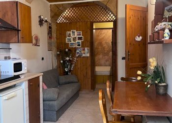 Sala da pranzo - Appartamento Via Malfitania
 
66, Siracusa - foto 2