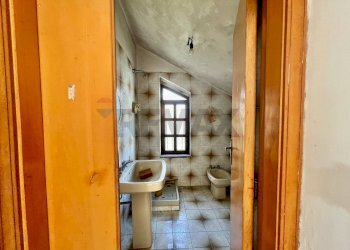 Bagno - Shop Via Appia Ovest
Snc, Arpaia - photo 64
