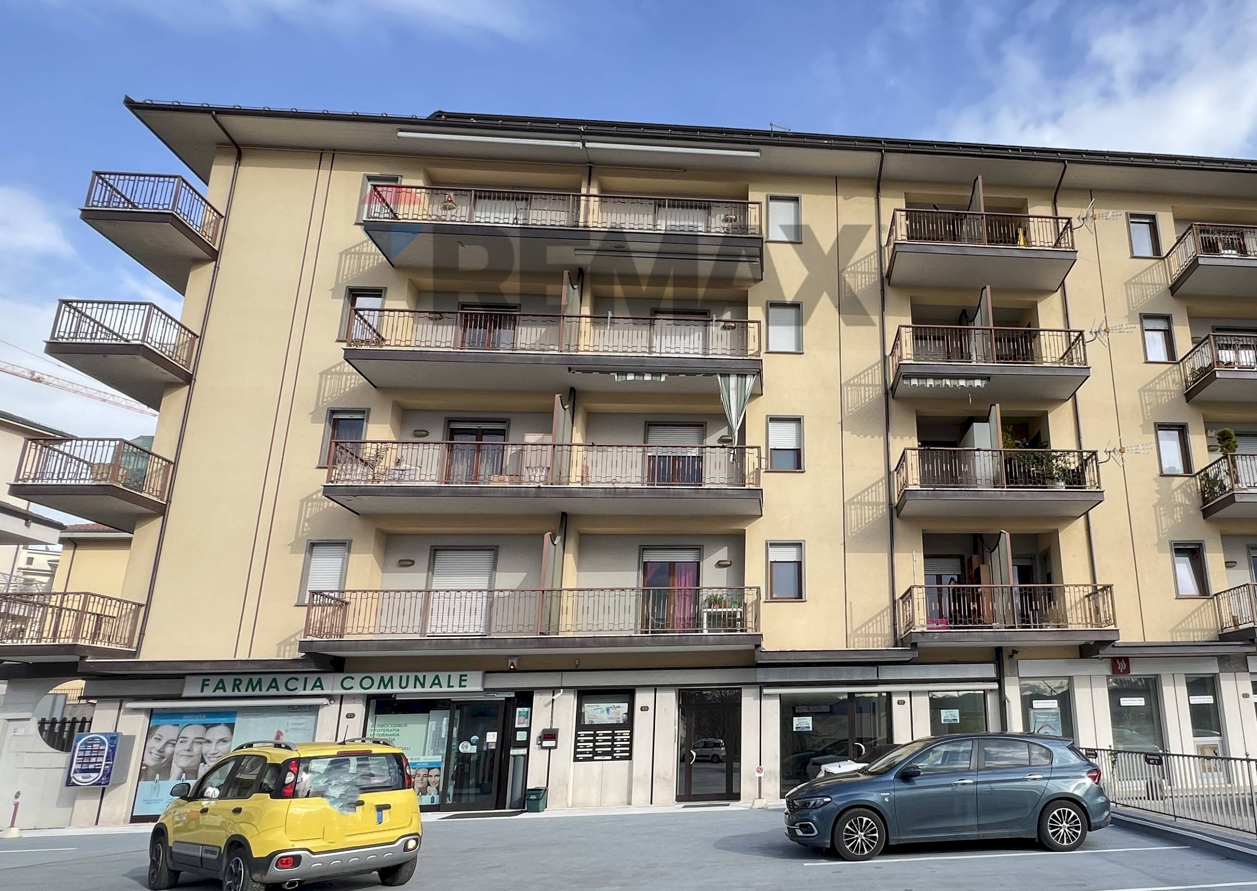 Edificio all\'aperto - Locale Commerciale via del Beato Cesidio
 
47, L'Aquila - foto 1