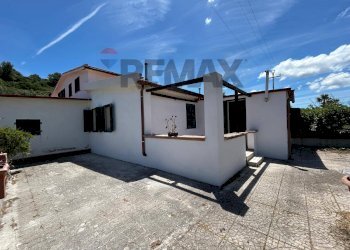 Casa all\'aperto - Casa semi indipendente Loc.Palude Mezzane
 
snc, Vieste - foto 6