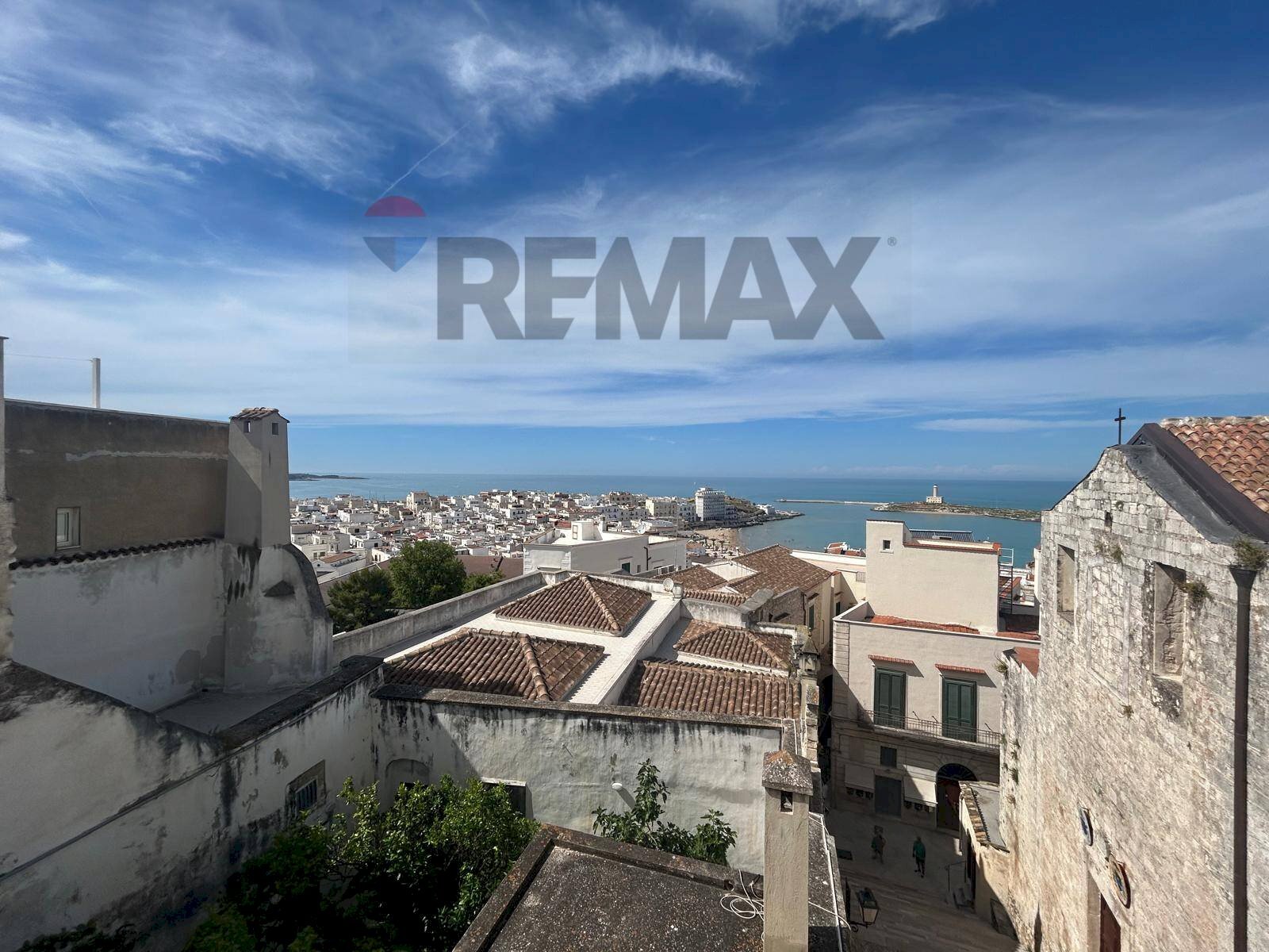 Edificio all\'aperto - Three-room apartment Via Vescovado
 
19-25, Vieste - photo 2