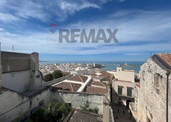 Edificio all\'aperto - Three-room apartment Via Vescovado
 
19-25, Vieste - photo 2