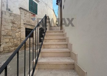 Scale - Three-room apartment Via Vescovado
 
19-25, Vieste - photo 3