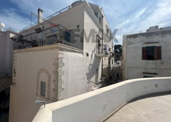 Edificio all\'aperto - Three-room apartment Via Vescovado
 
19-25, Vieste - photo 23