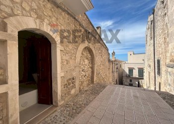 Edificio all\'aperto - Three-room apartment Via Vescovado
 
19-25, Vieste - photo 36
