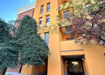 Edificio all\'aperto - Box Via Montale
 
25, Rho - photo 7