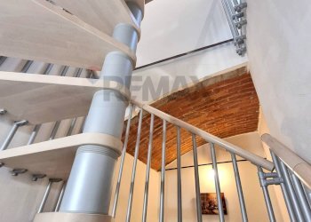 Scale - Commercial Activity Via San Gregorio
27, Milano - photo 14