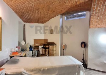 Camera / camera da letto - Commercial Activity Via San Gregorio
27, Milano - photo 15