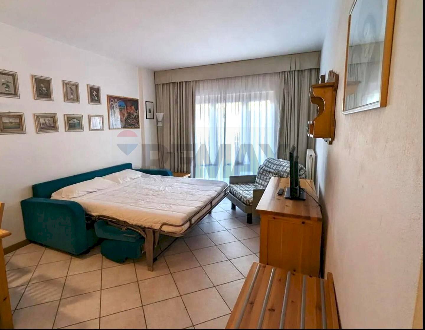 Camera / camera da letto - Two-room apartment Via Località Fridau
4, Gressoney-Saint-Jean - photo 3