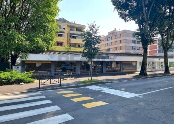 Edificio all\'aperto - Commercial Premises Via Cimabue
6, Monza - photo 29
