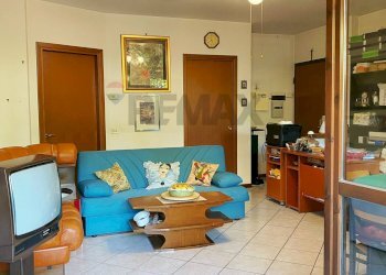 Soggiorno - Three-room apartment Via Moravia
1, Rho - photo 4