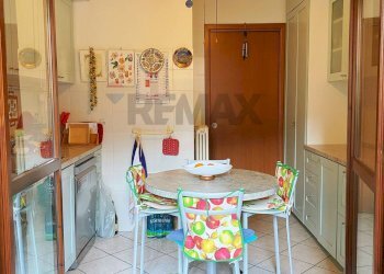 Sala da pranzo - Three-room apartment Via Moravia
1, Rho - photo 8