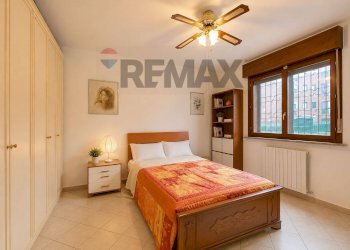 Camera / camera da letto - Three-room apartment Via Moravia
1, Rho - photo 14