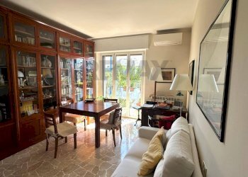 Soggiorno - Two-room apartment Via Adeodato Ressi
9/A, Milano - photo 1