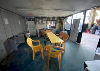 Sala da pranzo - Shed Via Camicie Rosse
11, Opera - photo 6