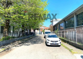 Edificio all\'aperto - Shed Via Camicie Rosse
11, Opera - photo 25