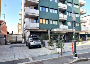 Edificio all\'aperto - Box Via Nicotera
 
9, Milano - foto 9