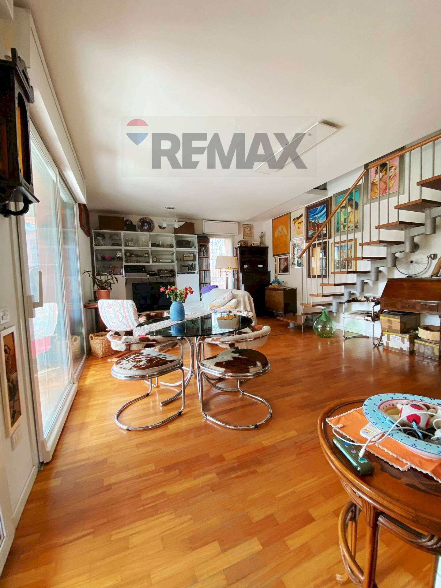 Soggiorno - Four-room apartment Via Ludovico Ariosto
23, Sesto San Giovanni - photo 3