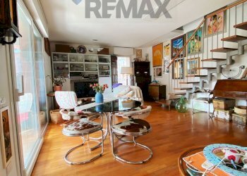 Soggiorno - Four-room apartment Via Ludovico Ariosto
23, Sesto San Giovanni - photo 3