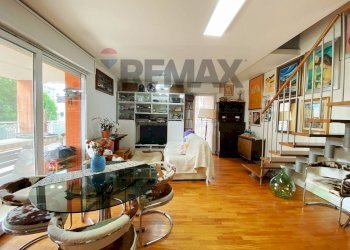 Sala da pranzo - Four-room apartment Via Ludovico Ariosto
23, Sesto San Giovanni - photo 4