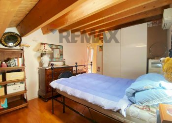Camera / camera da letto - Four-room apartment Via Ludovico Ariosto
23, Sesto San Giovanni - photo 10