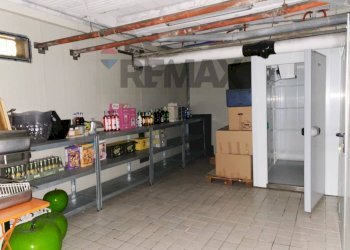 Dispensa di stoccaggio - Shop Via Masotto
16, Milano - photo 15