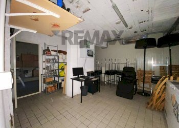 Ufficio - Shop Via Masotto
16, Milano - photo 17