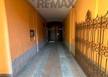 Ricezione / Lobby - Commercial Premises Via Bramante
19, Milano - photo 10